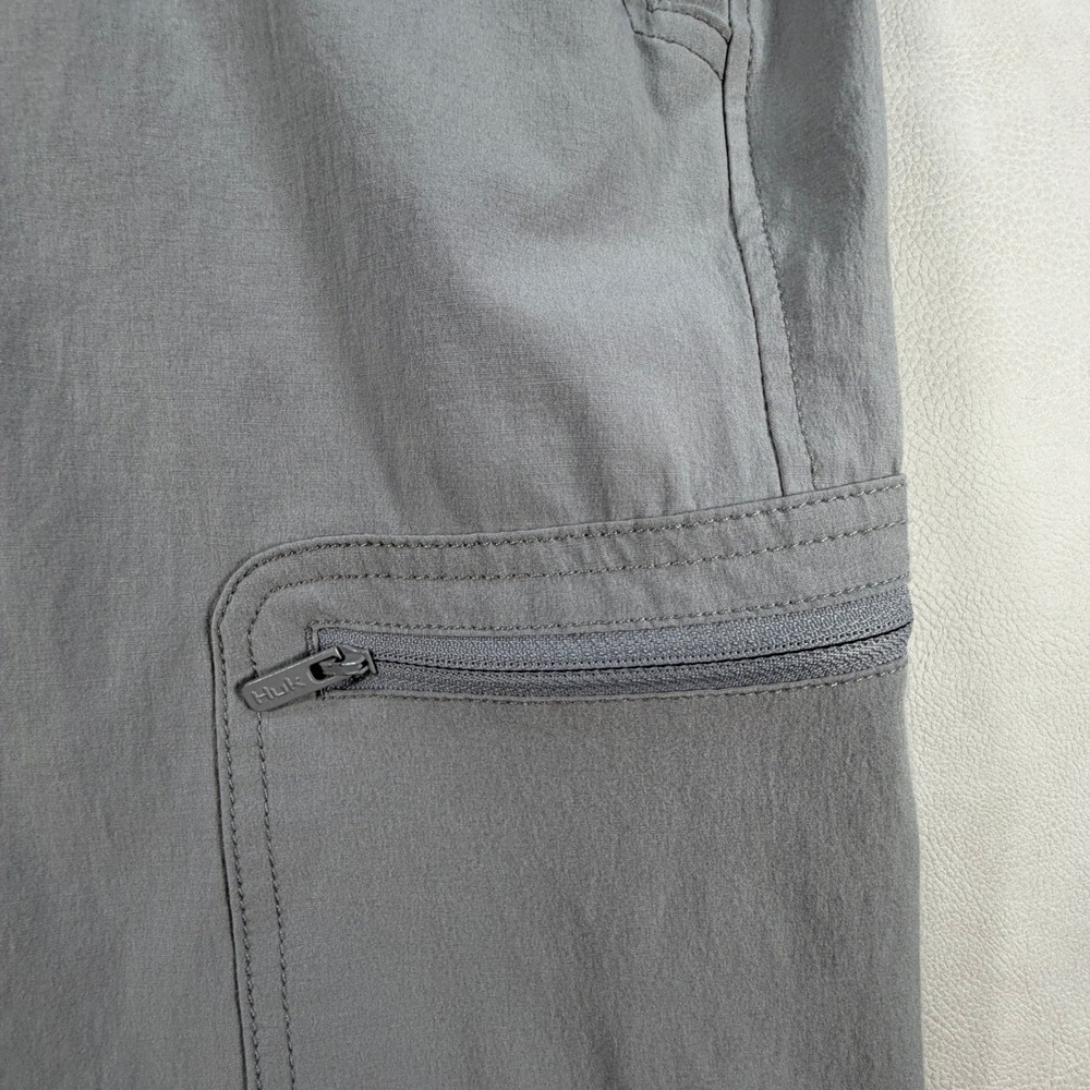 Huk Waypoint Mens Large Fishing Cargo Shorts Gray Recycled Blend Stretch Size 36 - Picture 4 of 14